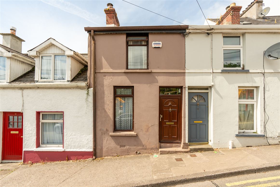 13 Strawberry Hill, Sundays Well, Cork