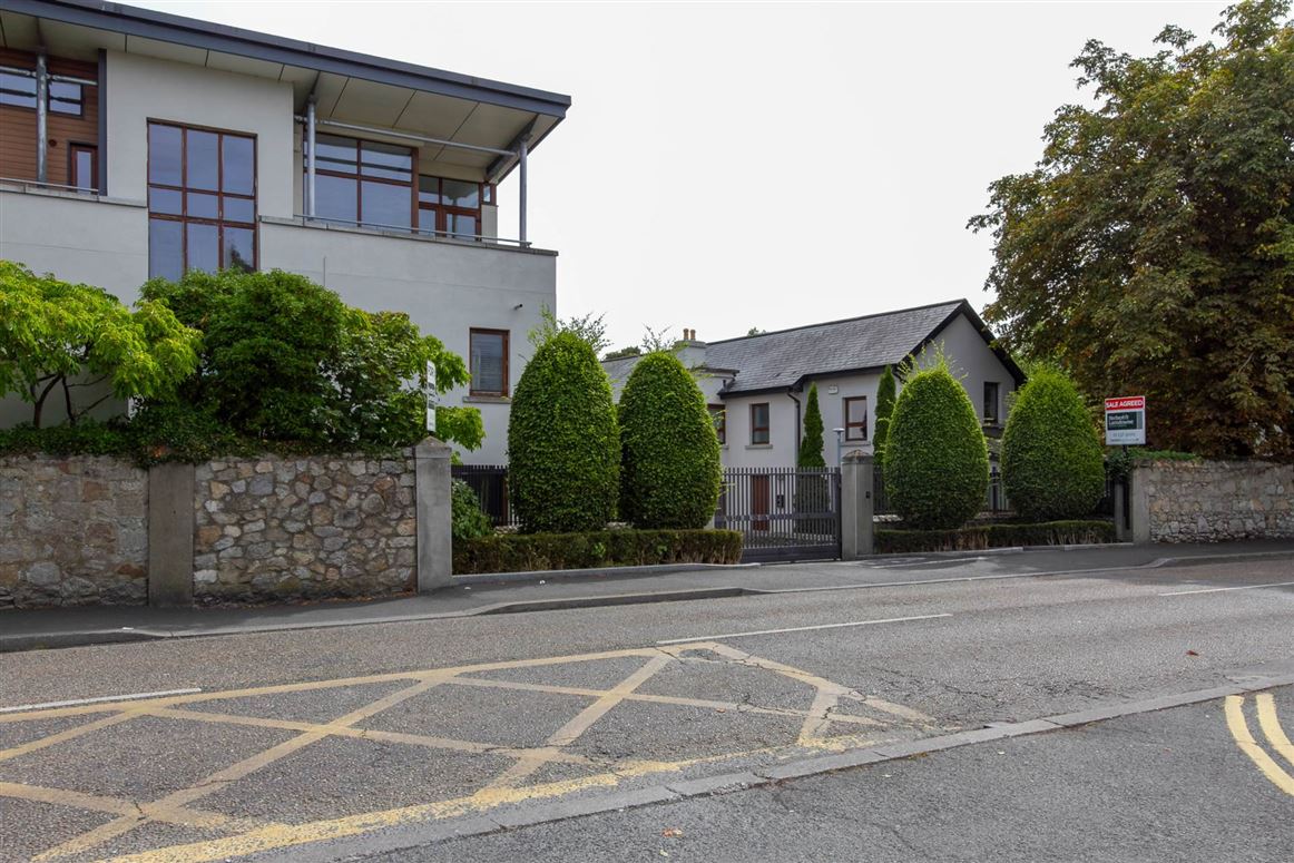 5 Aubreyville, Dublin Road, Shankill, Dublin 18