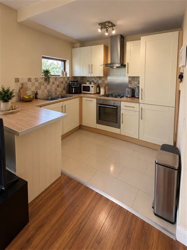 Photo 2 of 8 — 54 Hunters Hall, Hunters Place, Firhouse, Dublin