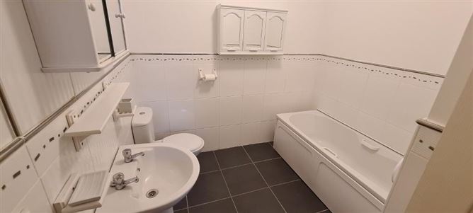 33 Pairc Fea, Ballinamore, Leitrim