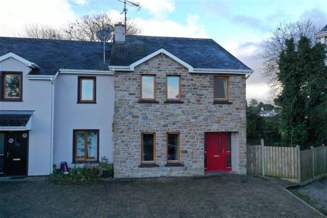 33 Pairc Fea, Ballinamore, Leitrim
