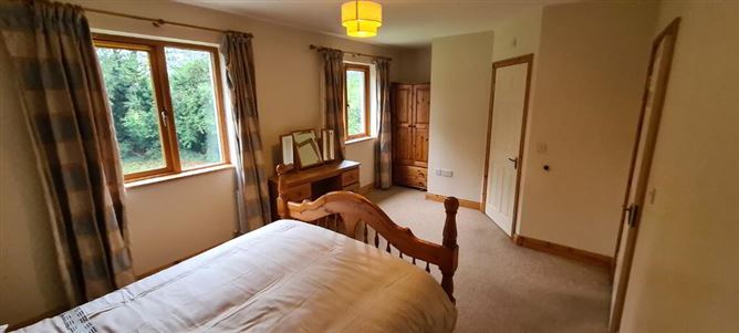 33 Pairc Fea, Ballinamore, Leitrim