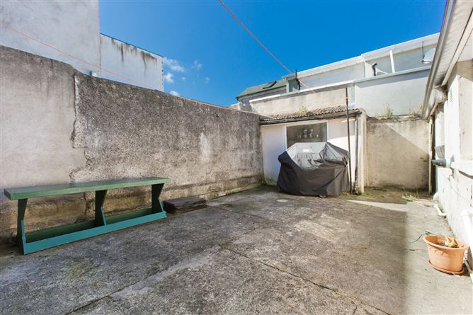 6 Desmond Street, South Circular Road, Dublin 8