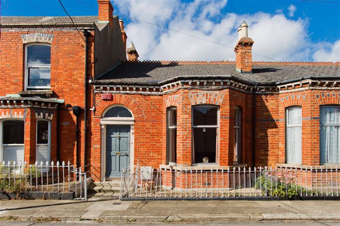 6 desmond street,south circular road,dublin 8,d08 y3c8