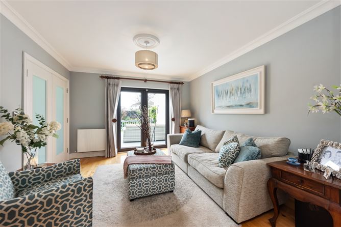 10 Woodstown Way, Knocklyon, Dublin 16