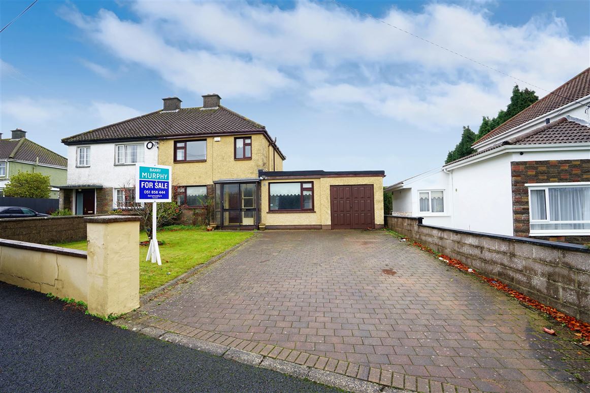 15 Comeragh Estate , Lismore, Waterford