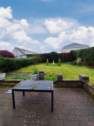 15 Comeragh Estate , Lismore, Waterford