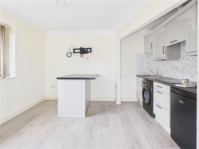 3 Pinewood, Dublin Road, Bonavalley, Athlone, Co. Westmeath