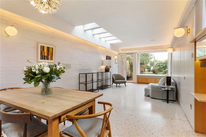 30 Oaklands Park, Sandymount, Dublin 4