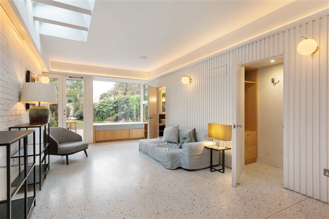 30 Oaklands Park, Sandymount, Dublin 4