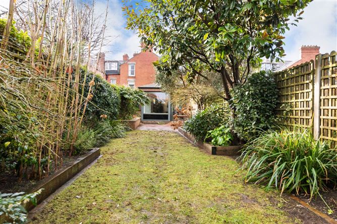 30 Oaklands Park, Sandymount, Dublin 4