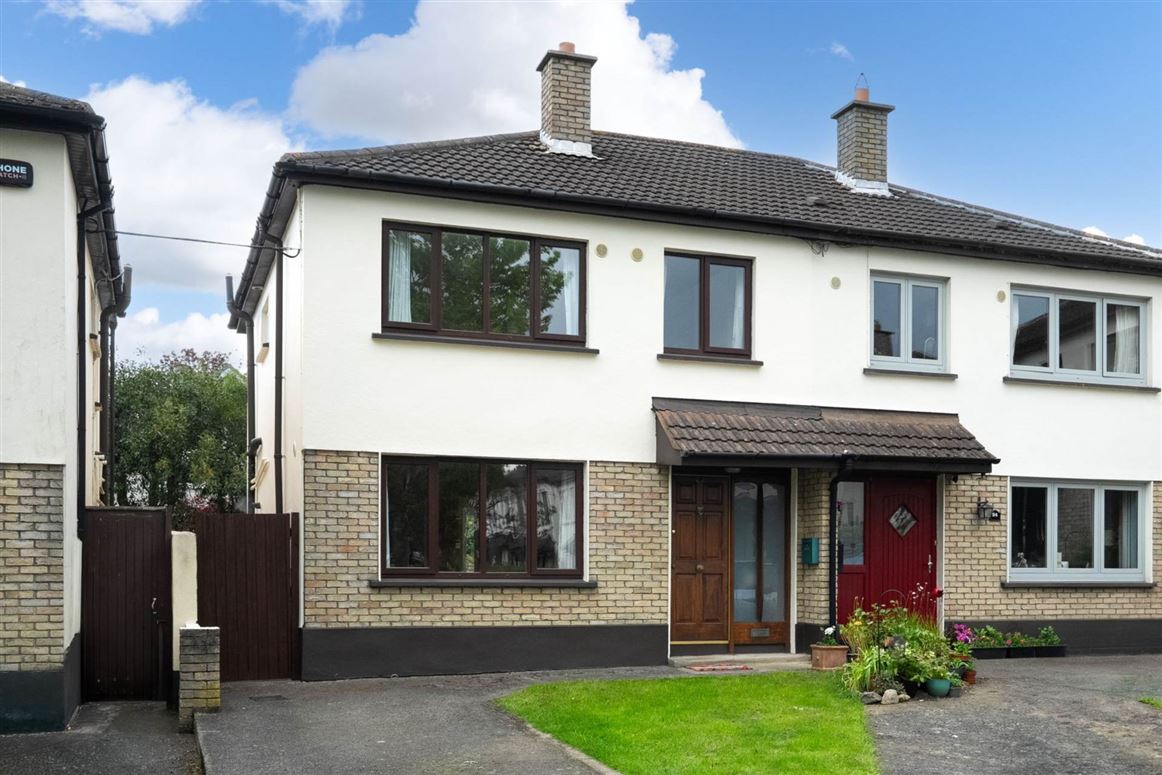 22 Birchfield Park, Goatstown, Dublin 14