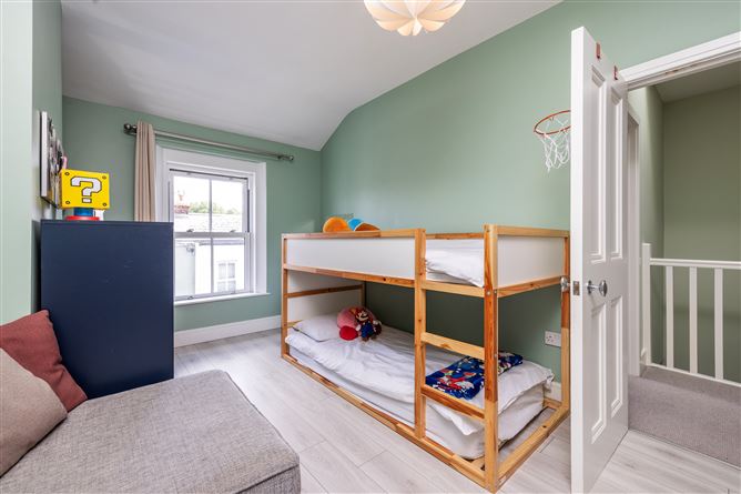 https://photos-a.propertyimages.ie/media/9/8/5/5005589/73a3582c-c956-4213-945d-1d0d4c65f4c7_l.jpg