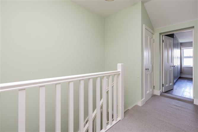 https://photos-a.propertyimages.ie/media/9/8/5/5005589/73a3582c-c956-4213-945d-1d0d4c65f4c7_l.jpg