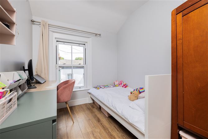 https://photos-a.propertyimages.ie/media/9/8/5/5005589/73a3582c-c956-4213-945d-1d0d4c65f4c7_l.jpg