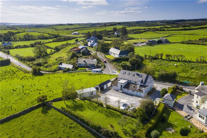 Kilshanny House, Caherlooskaun, Kilshanny, Co. Clare