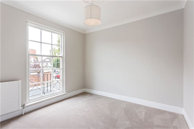 1 Eglinton Square, Donnybrook, Dublin 4