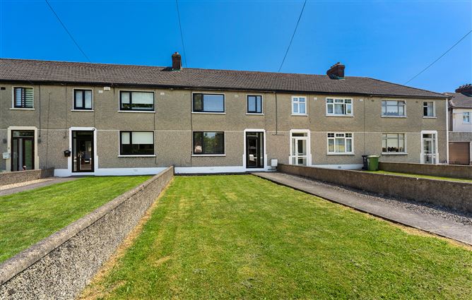 4 Hillsbrook Crescent, Perrystown,   Dublin 12