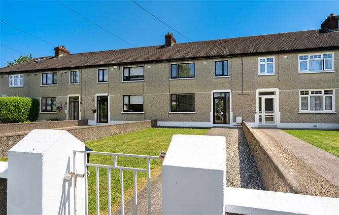 4 Hillsbrook Crescent, Perrystown,   Dublin 12