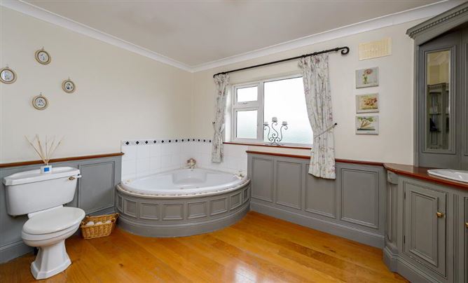 Stonefield, Fieldstown, Monasterboice, Drogheda, Louth