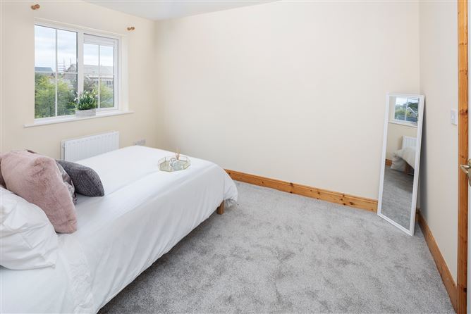 24 The Crescent, Lus an Ime, Cloyne, Cork