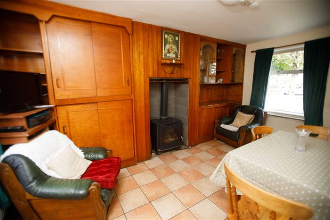 59 Kevin Barrys Villas, Tralee, Co. Kerry