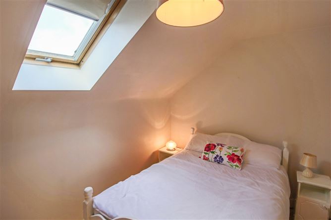 15 Boderg, Shannon Court, Carrick-On-Shannon, Co. Leitrim