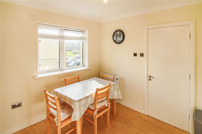 15 Boderg, Shannon Court, Carrick-On-Shannon, Co. Leitrim