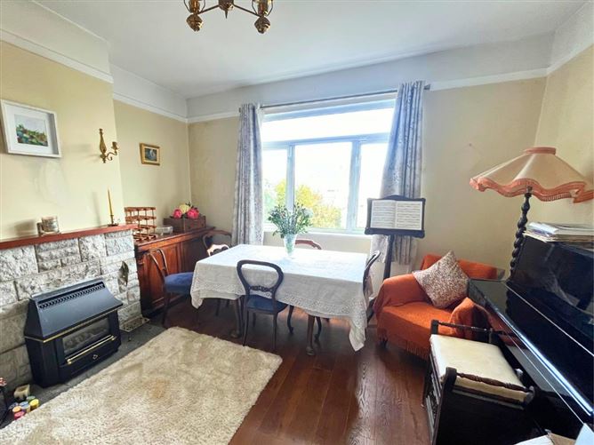 24 Lakelands Drive, Stillorgan, County Dublin