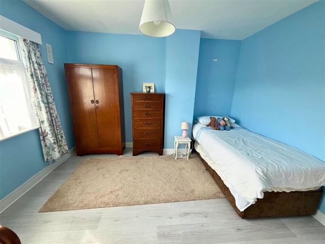 24 Lakelands Drive, Stillorgan, County Dublin