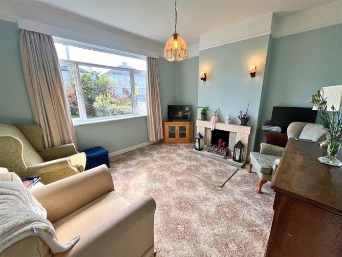 24 Lakelands Drive, Stillorgan, County Dublin