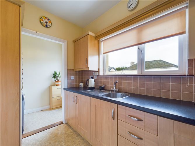 5 Ashgrove, Monadreen, Thurles, Co. Tipperary