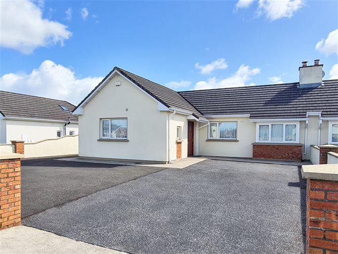 5 Ashgrove, Monadreen, Thurles, Co. Tipperary