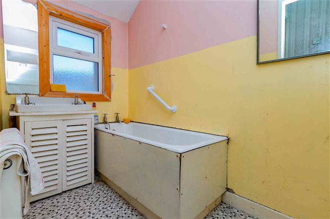34 Walkinstown Avenue, Walkinstown, Dublin 12
