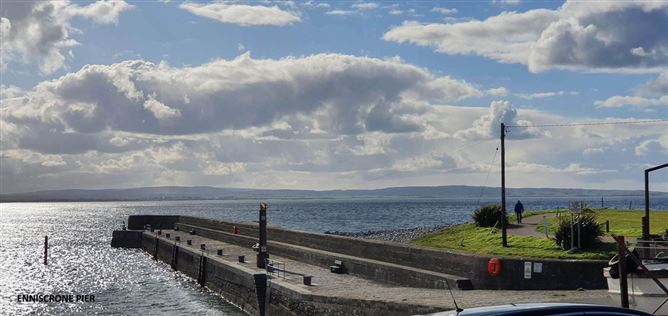 Croi Na Greine, Carrowhubbock South, Enniscrone, Sligo