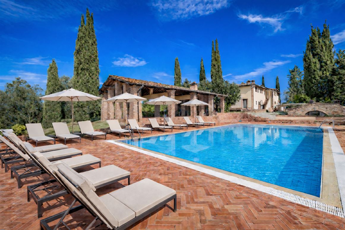 Tuscan Stone Corner,Montaione,Tuscany,Italy