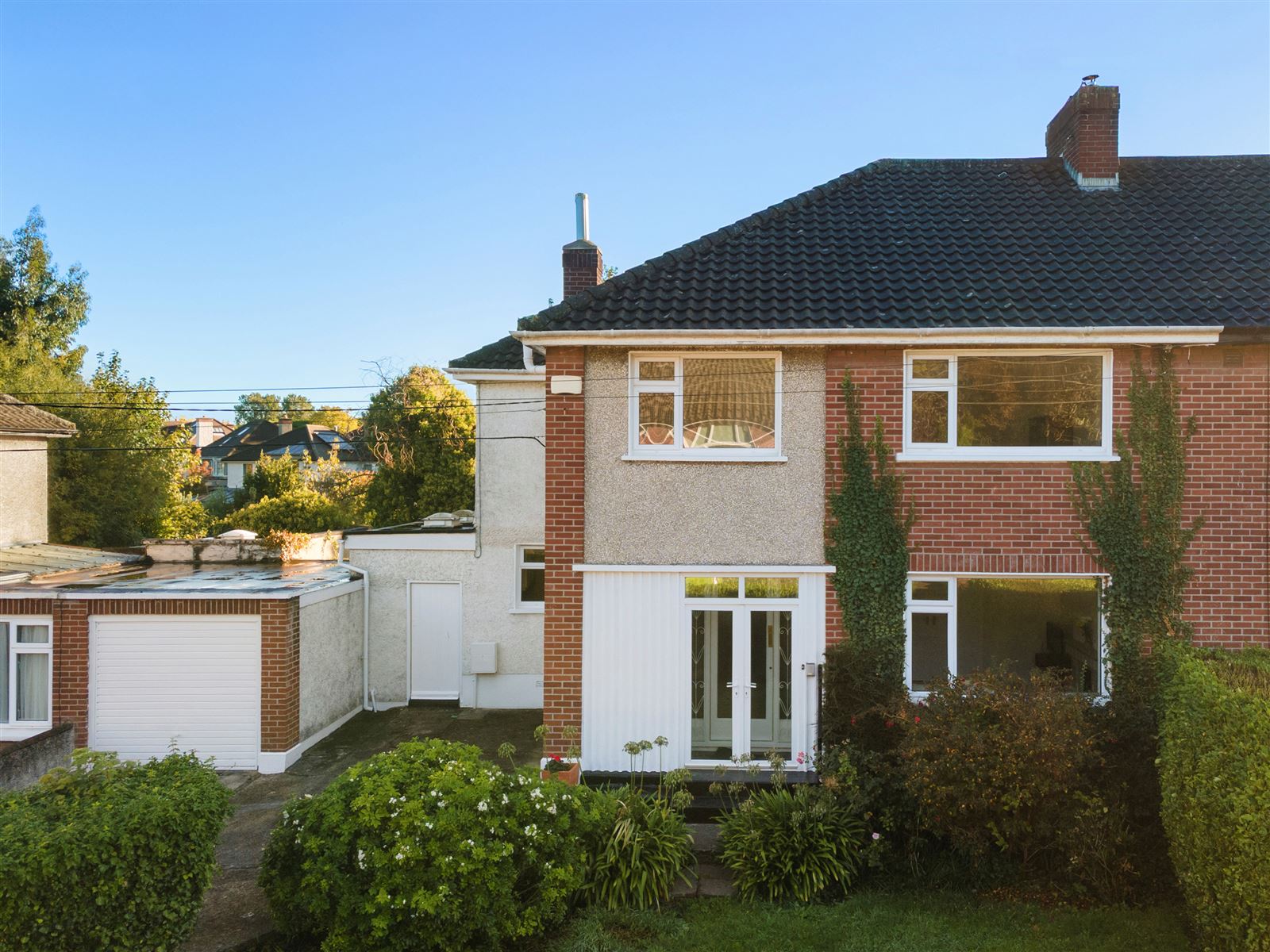 Photo 1 of 16 — 11 Southwood Park (Off Mount Merrion Avenue), Blackrock, County Dublin