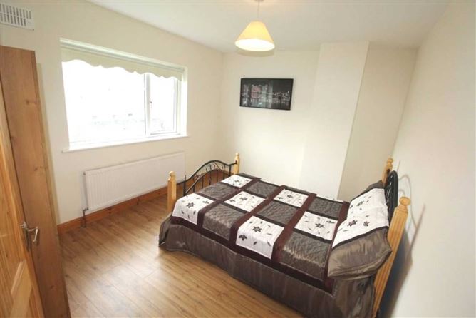 1 Cloonshanville Park, Frenchpark, Co. Roscommon