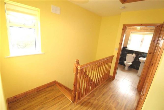 1 Cloonshanville Park, Frenchpark, Co. Roscommon
