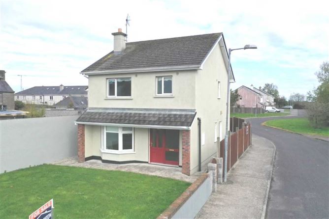 1 Cloonshanville Park, Frenchpark, Co. Roscommon