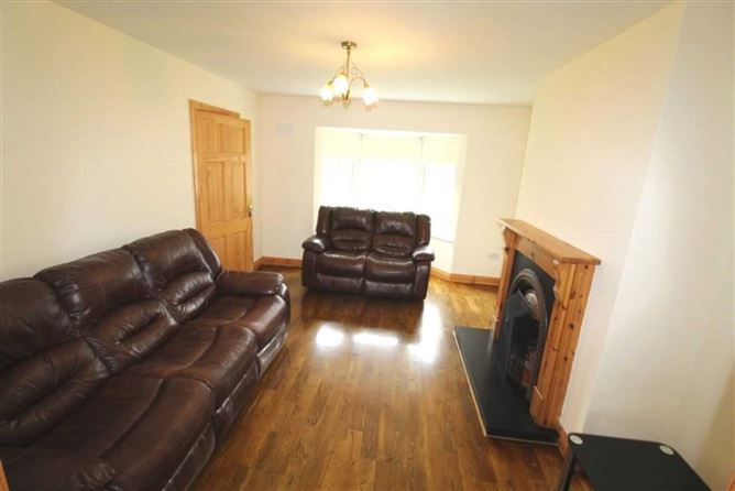 1 Cloonshanville Park, Frenchpark, Co. Roscommon