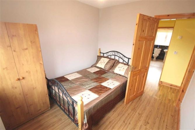 1 Cloonshanville Park, Frenchpark, Co. Roscommon