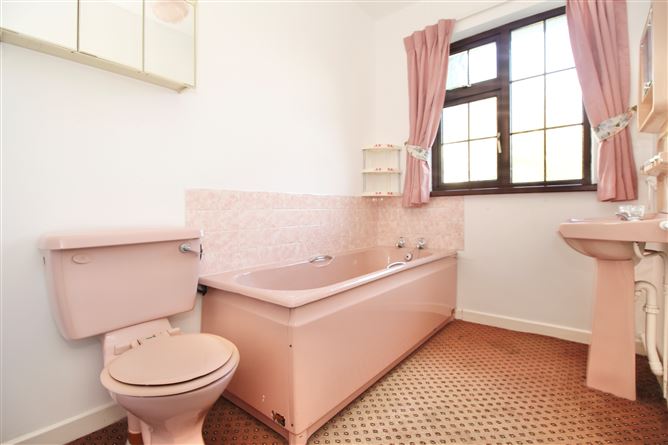 5 The Rise, Athlone West, Roscommon
