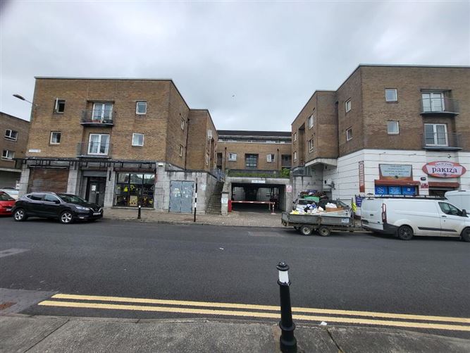 436 Millbrook, John F Kennedy Parade, Sligo REA McCarrick & Sons