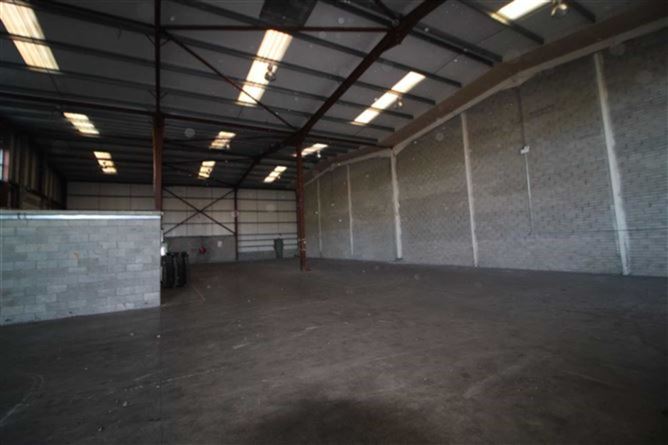 9-10 Beech Logistic Centre Smithstown Business Par, Shannon, County Clare