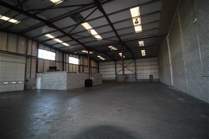 9-10 Beech Logistic Centre Smithstown Business Par, Shannon, County Clare