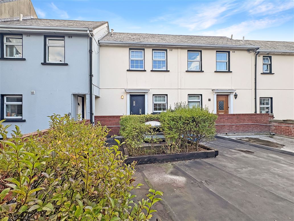 Townhouse 2, Olde Malte Arcade, High Street, City Centre, Galway City