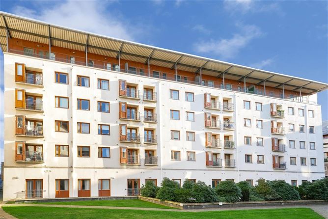 7 Beresford House, Custom House Square, Mayor Street Lower, I.F.S.C Dublin 1.