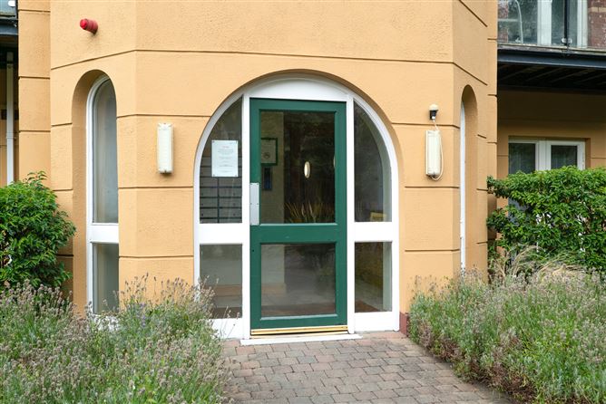 Photo 25 of 28 — 10 Brent House, Redcourt Oaks, Clontarf, Dublin 3, Dublin 3, Dublin
