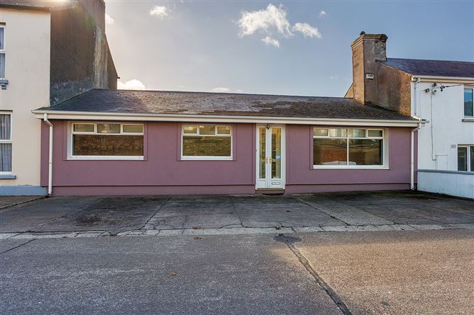 The Bungalow, Mccurtain's Town, Youghal, Co. Cork, P36X308